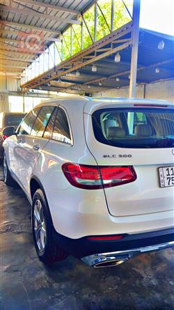 مێرسێدس بێنز GLC